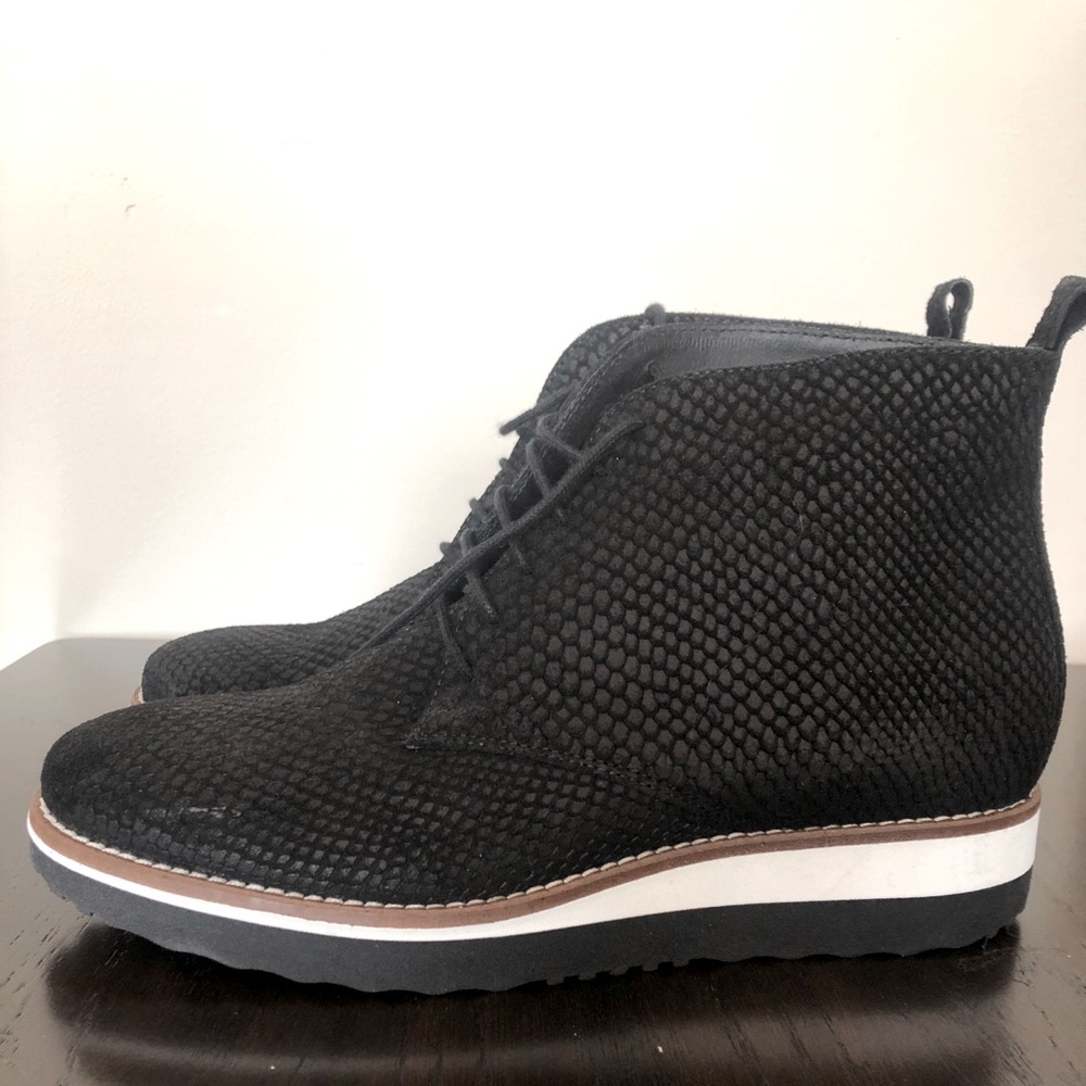 Women’s Shoes